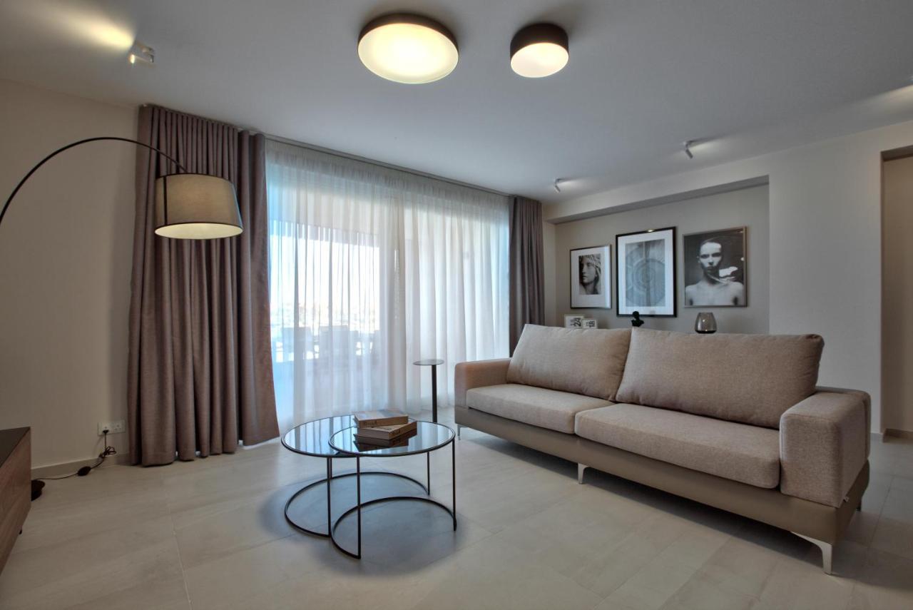 Sea Front Spacious Valletta Views Apartments Sliema Eksteriør bilde